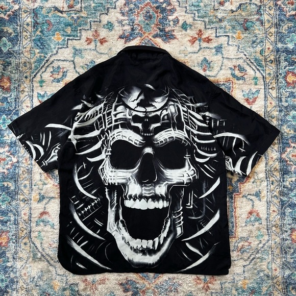 Vintage Mecca Y2K Skull All Over Print Button-up Shirt Large - Picture 2 of 7